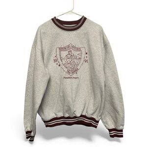 The Common Room 90’s Inspired Crewneck Sweater w/ Train Logo Size Medium